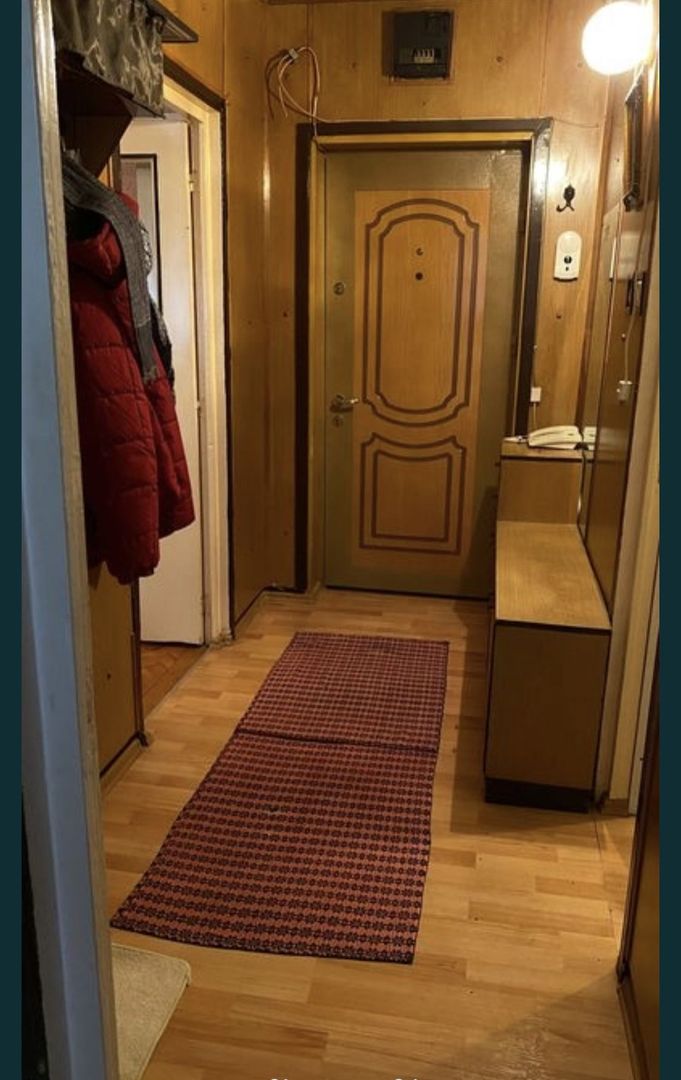 BRASADAS vinde garsoniera 36mp pe Ostrovului la etajul 3. - Poză 4