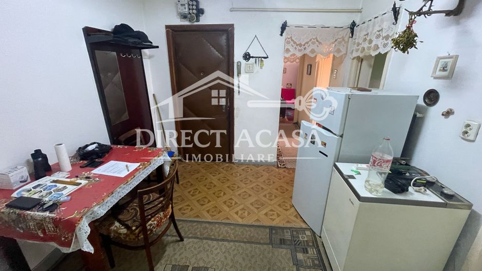 Apartament  cu 3 camere -Zona Dambu-B-dul 1848 - Poză 9