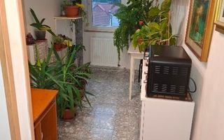 Apartament cu o camera zona Lunei - Poză 4