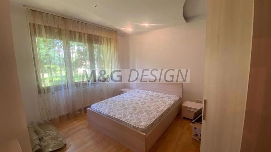 3 camere decomandat  zona Medicina - CENTRALA PROPRIE - Poză 4