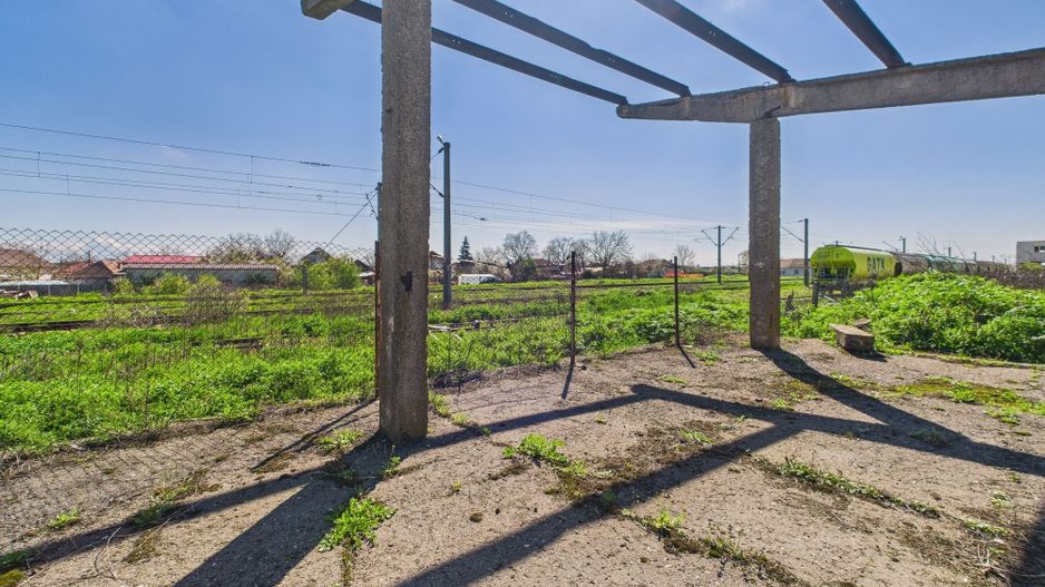 Spațiu industrial, rampă și acces la calea ferată - Poză 12