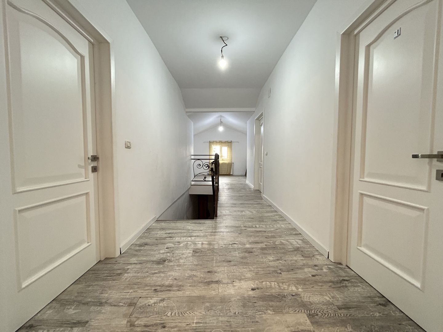 Casa P+1 din BCA ideala pentru o familie antreprenoare – Pecineaga - Poză 12