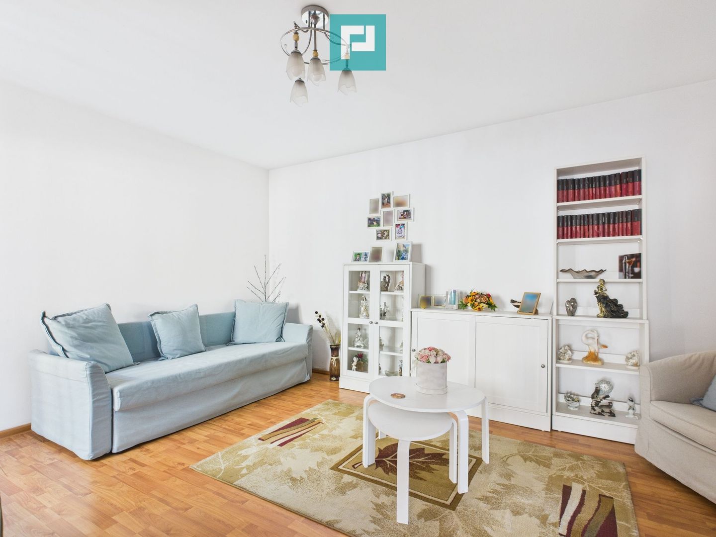 Casă cu 4 camere, curte și atelier mecanic - Sebeș - Poză 2