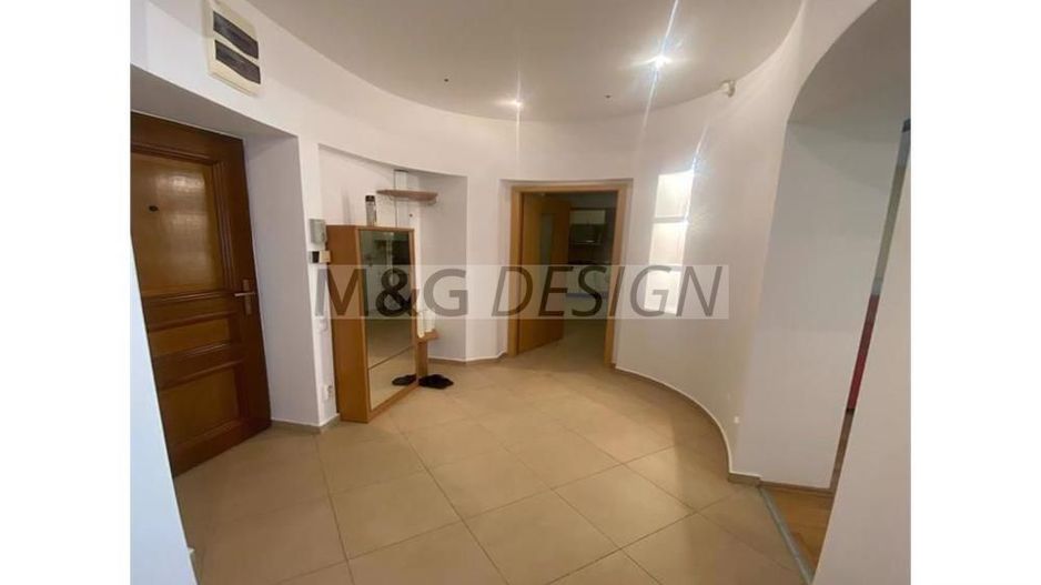 3 camere decomandat  zona Medicina - CENTRALA PROPRIE - Poză 6