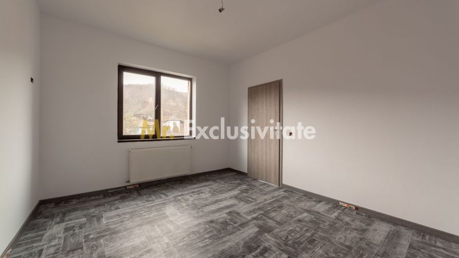 Casă spațioasă P+1+M – Izvorani, Ștefănești | Ideală pentru 2 familii! - Poză 4