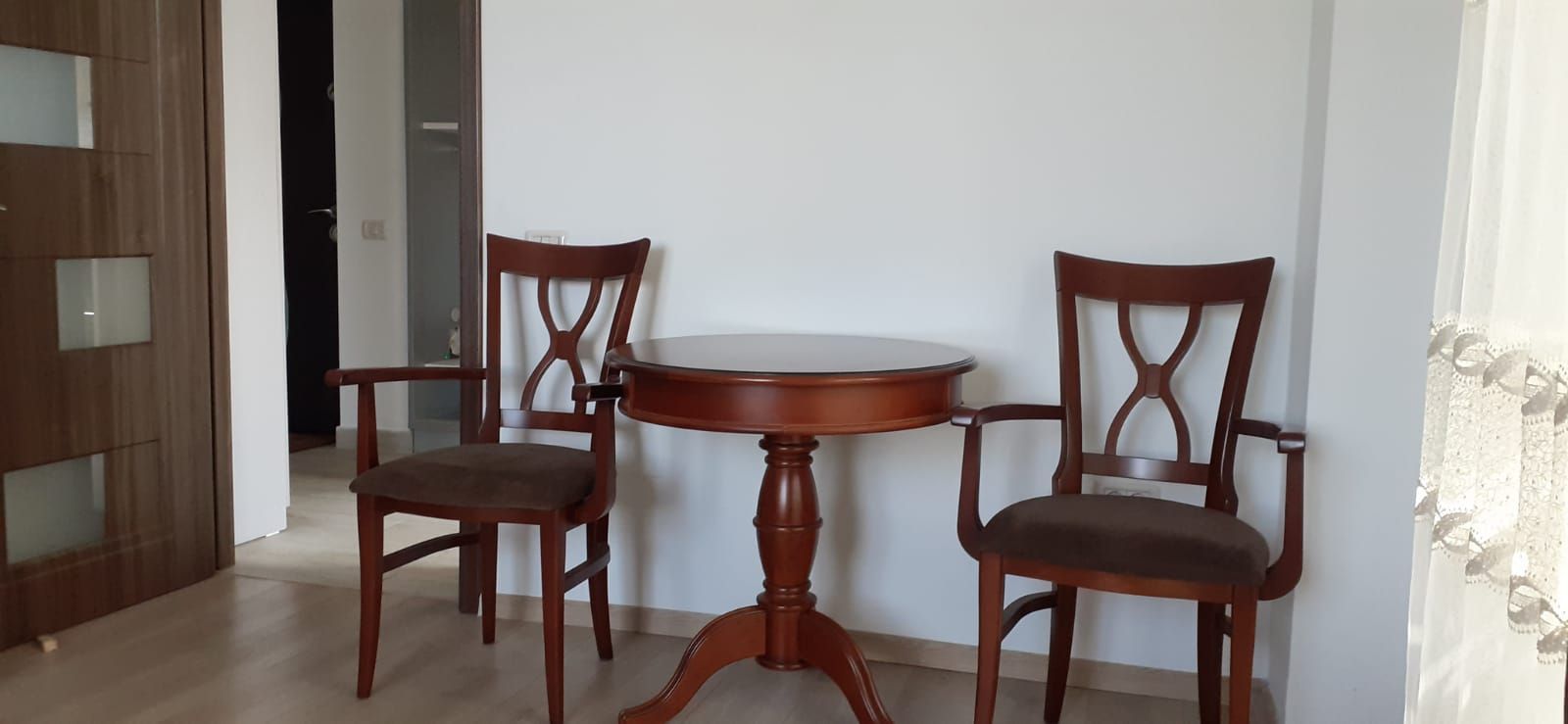 De vanzare apartament 2 camere  Lujerului - Poză 2