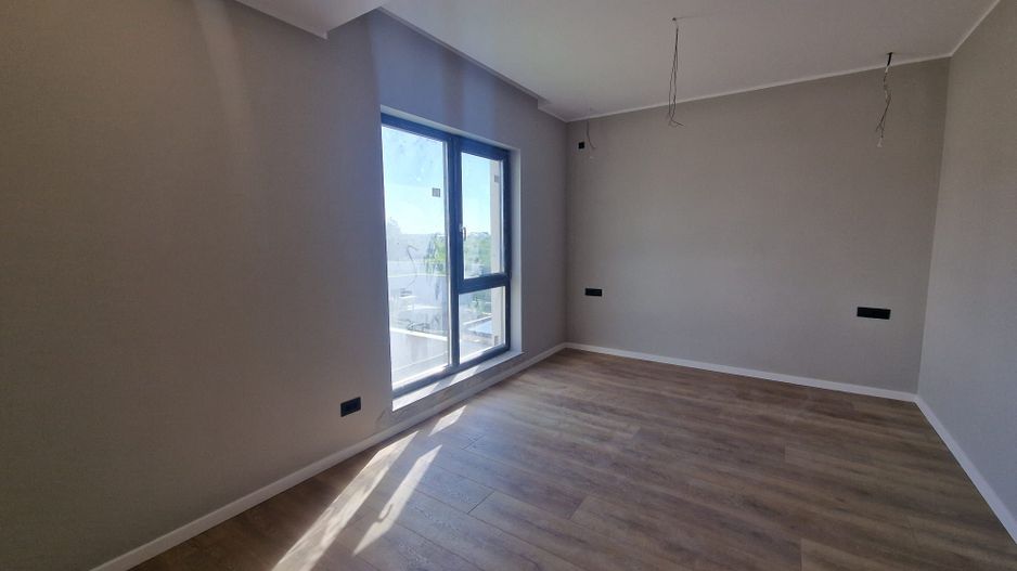 Casă nouă de vânzare lângă Pădurea Tunari – 5 camere, 306 mp teren - Poză 9