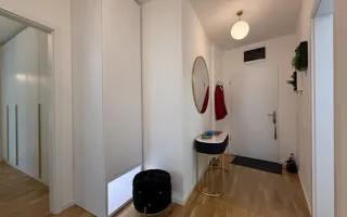 ISHO - Apartament cu 4 camere de lux, 2 bai, 2 balcoane, parcare privata - Poză 13