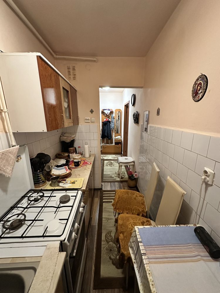 BRASADAS vinde ap 2 cam Botizului etaj 2 cu balcon - Poză 6