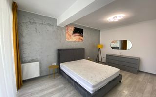 Garsoniera lux cu balcon si loc de parcare inclus,  cu bariera, Coresi - Poză 3