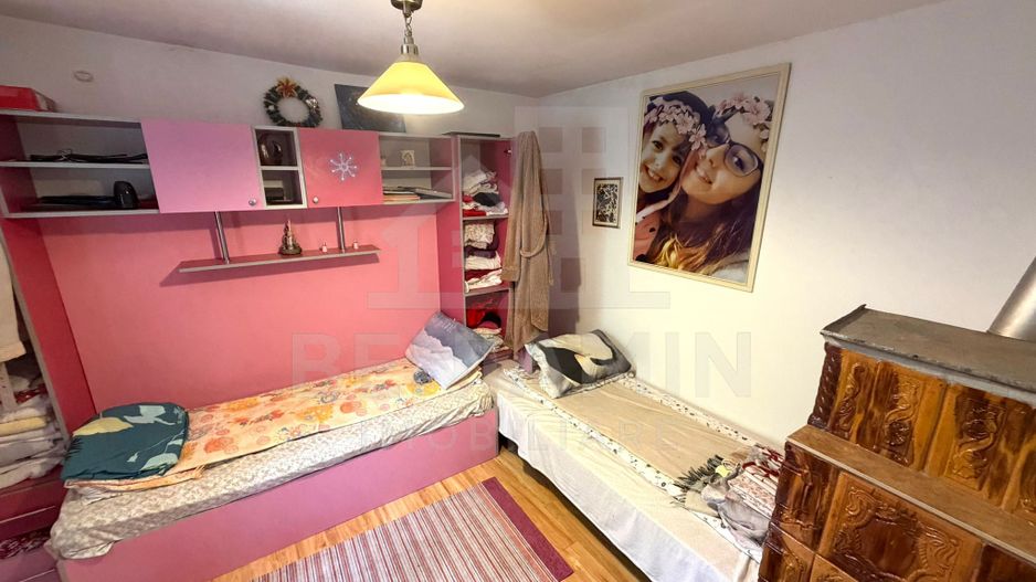 Casa pe parter in cartierul Romanesti - Poză 4