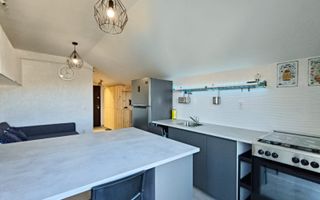 Locuință cochetă la mansardă, cu balcon și boxă de depozitare - Poză 25