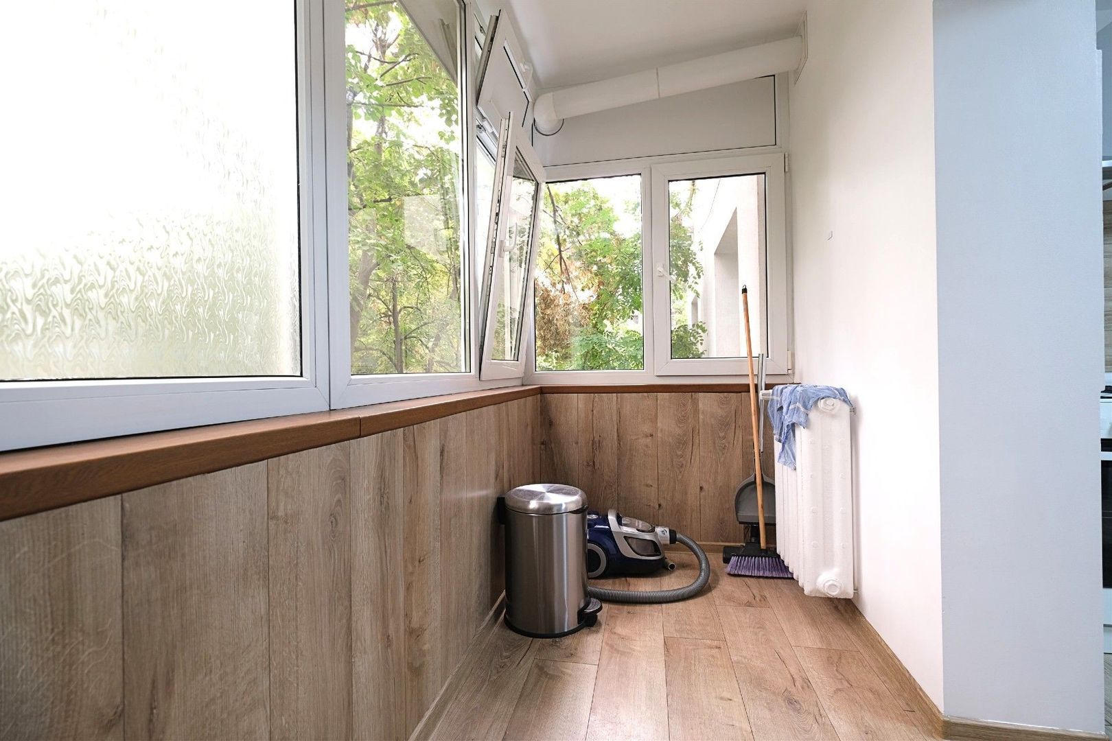 Prima inchiriere ! BANEASA, apartament 3 camere mobilate, etaj 1 - Poză 7