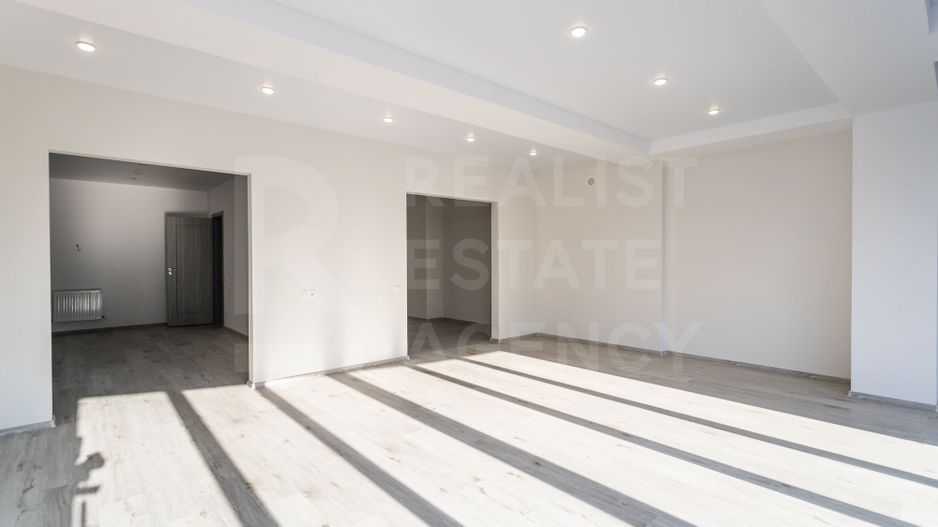 Vânzare, apartament, 4 camere, str. Boţu Pavel, Centru - Poză 3