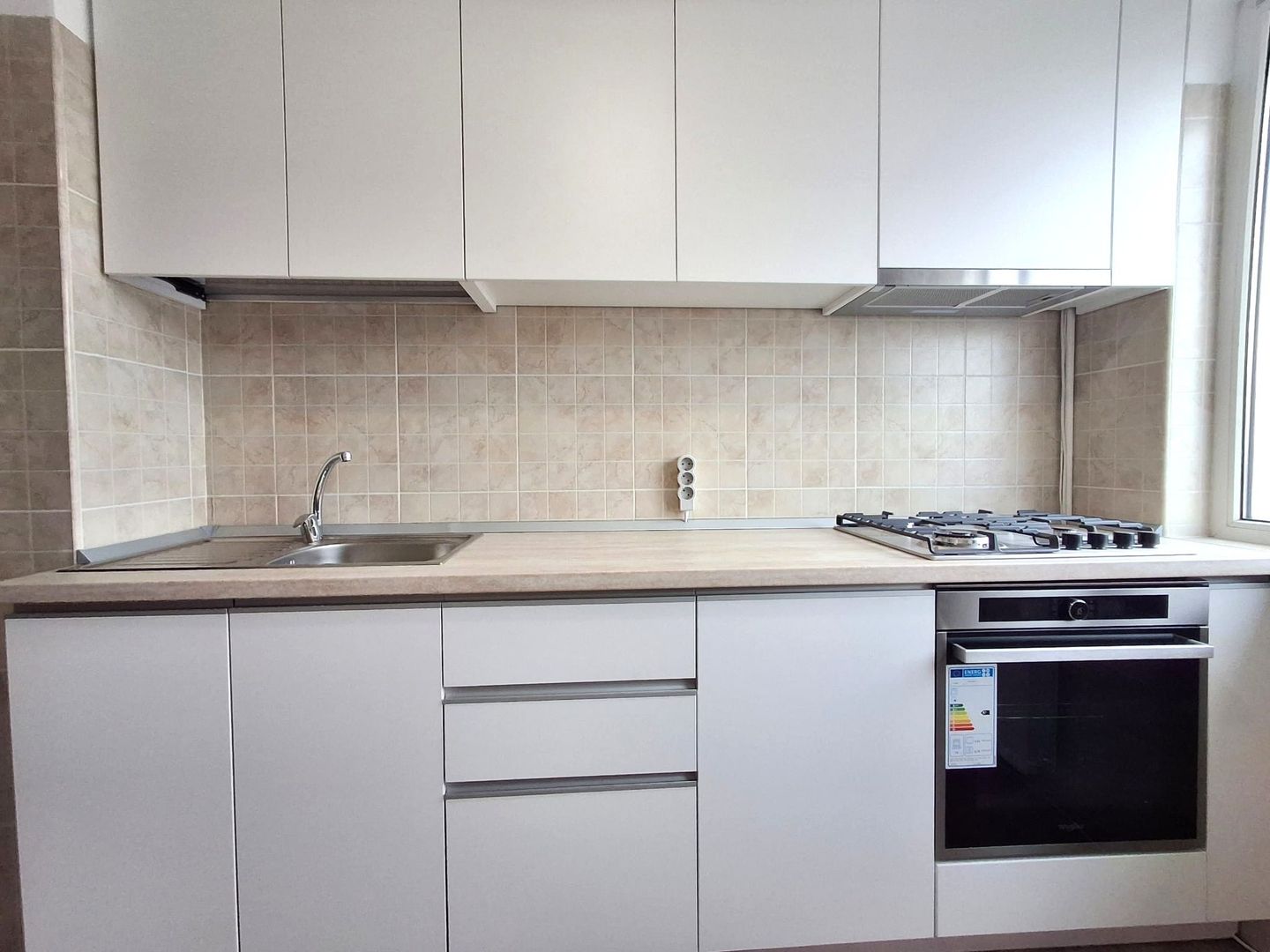 Apartament 2 camere renovat la 2 minute de metrou - Poză 7