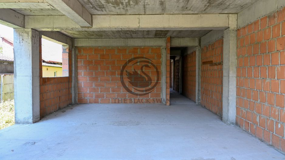 Casa la rosu de vanzare I Moderna I Zona Centrala - Ploiesti - Poză 6
