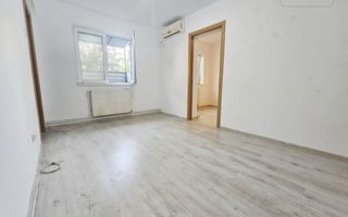 apartament 3 camere Mall Vitan renovat centrala proprie, metrou - Poză 1