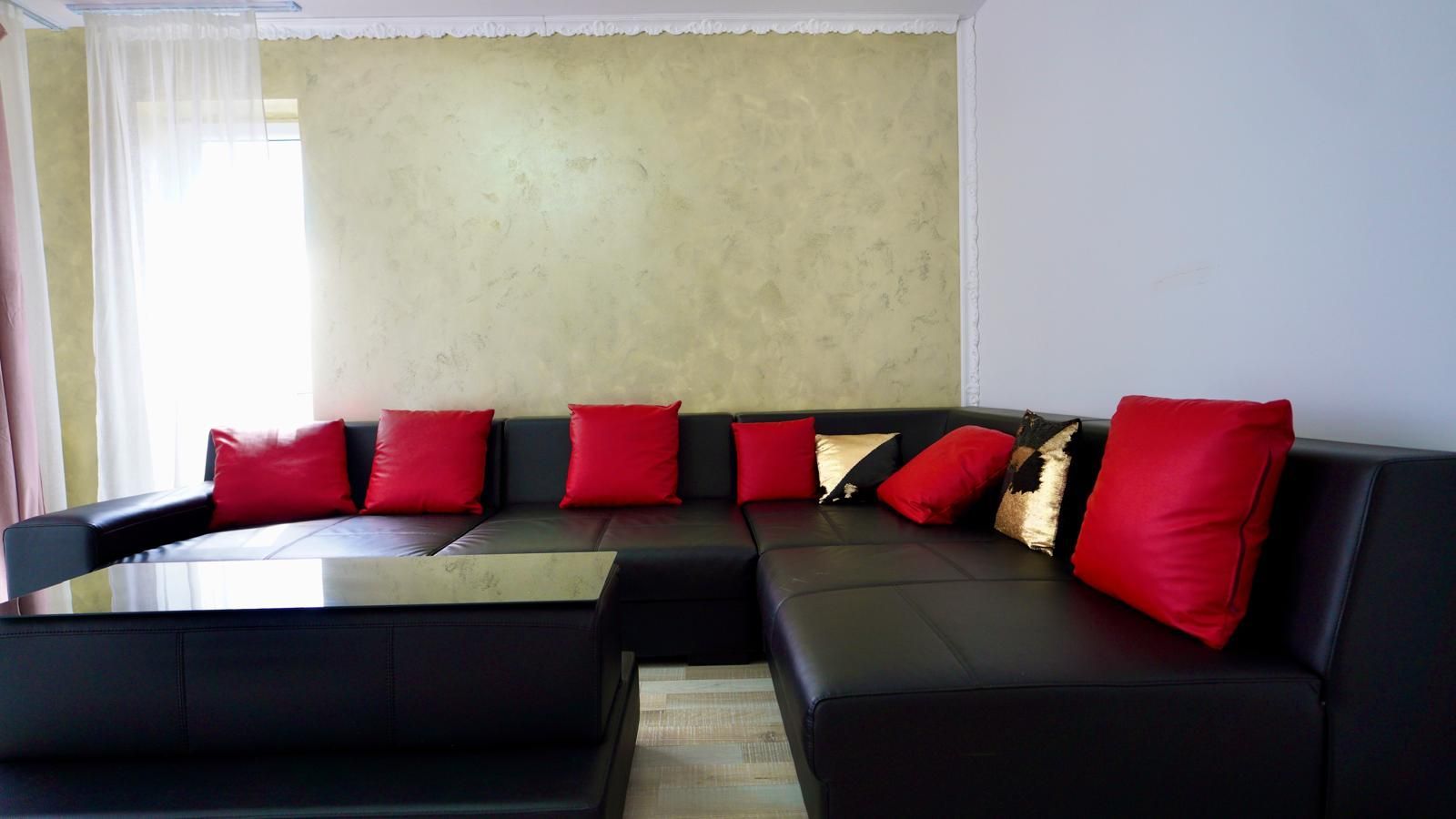 Apartament 2,5 camere de Vânzare - Avantgarden 3 Bartolomeu - Poză 2