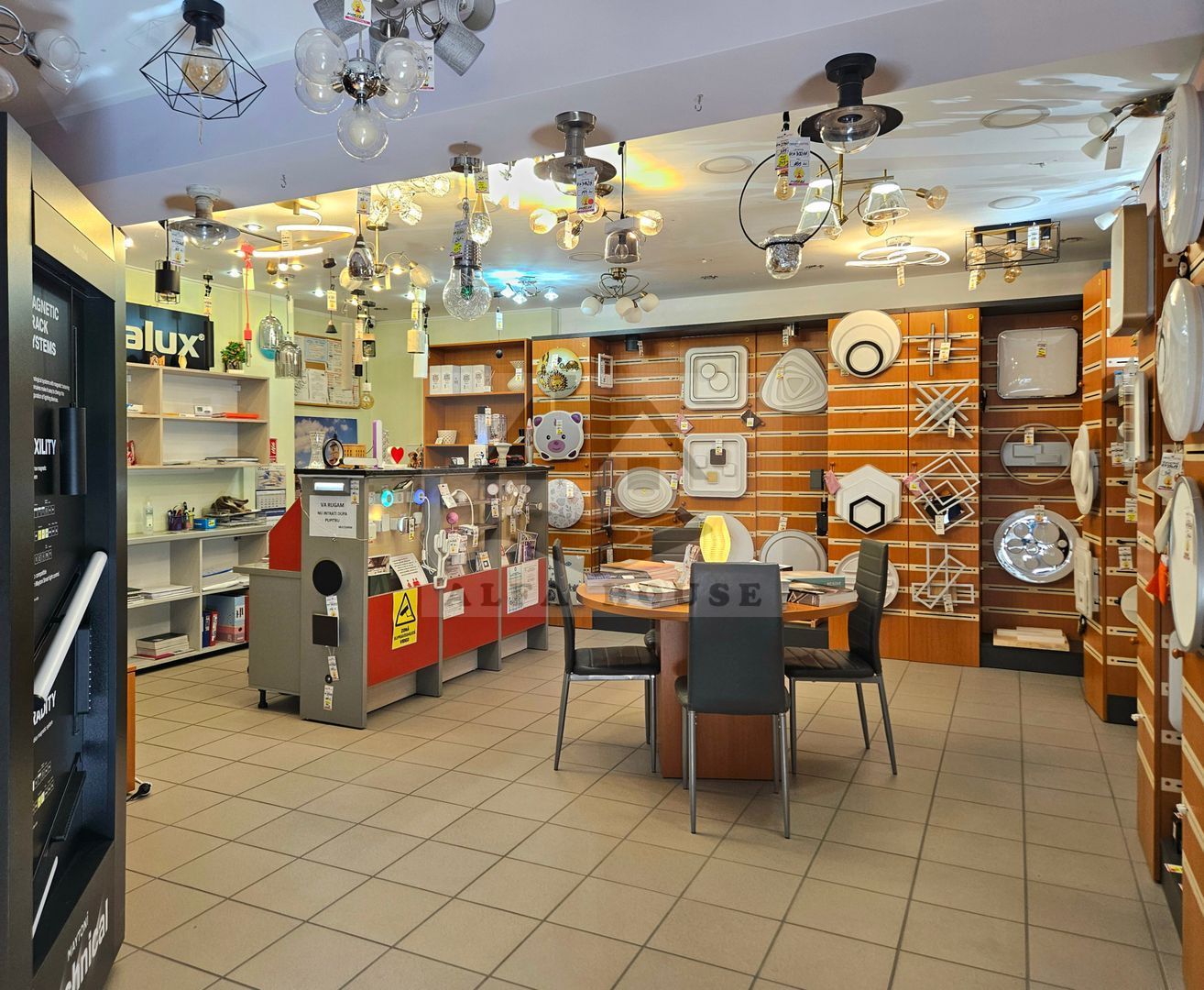 Casă plus Spațiu comercial 741 mp, Teren 906 mp Brasov - zona Blumana - Poză 36