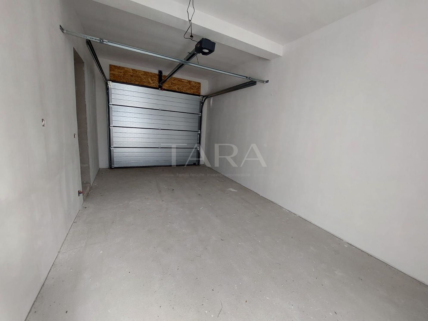 Casă spațioasă cu grădină în Florești, aproape de zona Somesului. - Poză 13