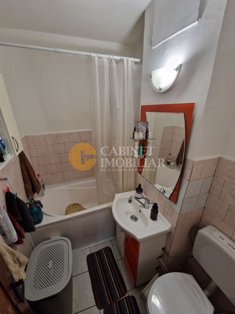 3 Camere Decomandat- Etaj intermediar+ Loc de parcare- Zona Alexandru cel Bun - Poză 5