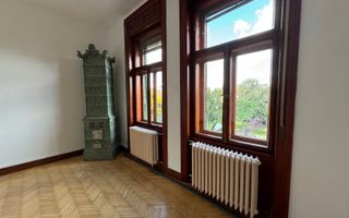 Apartament in clădire istorică P-ta Plevnei cu vedere parc - Poză 16