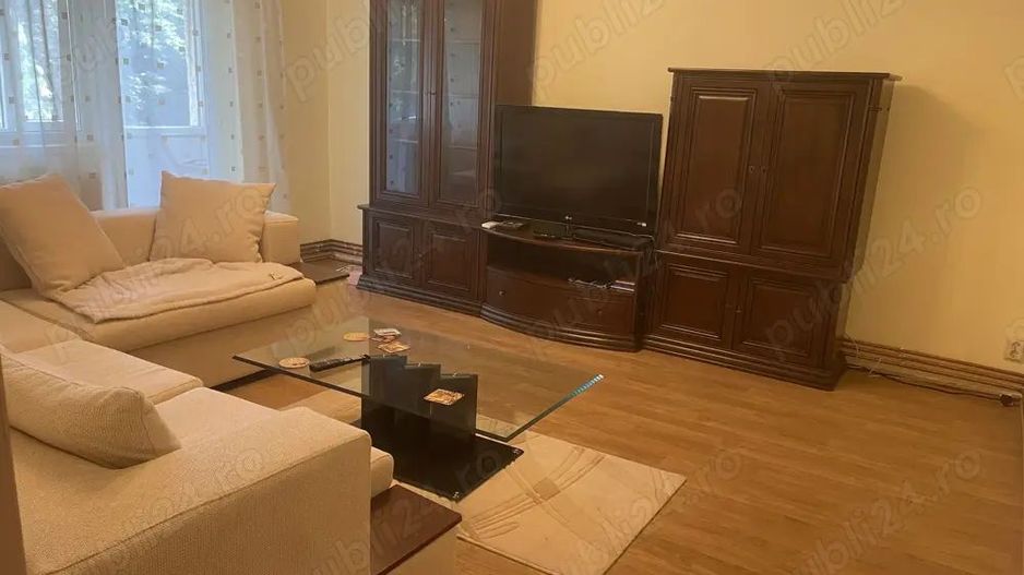 Apartament 3 camere Dambovita etaj 2 cu centrala - Poză 1
