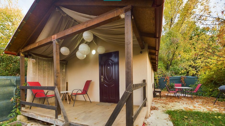 Căsuța pe ștrandul Neptun din Arad - Poză 2