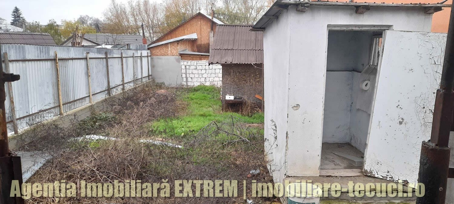 Casa cu 3 camere și 360mp teren, în Tecuci str. Vânători - Poză 2