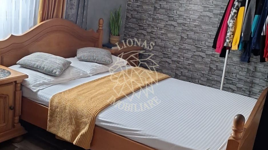 2 Case 240 mp-teren 1328 mp-livada-Cristesti 48 km de Piatra-Neamt - Poză 3