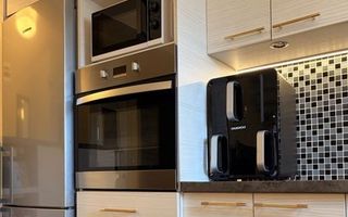 Apartament 3 camere decomandat, renovat complet, parcare și pod. - Poză 2