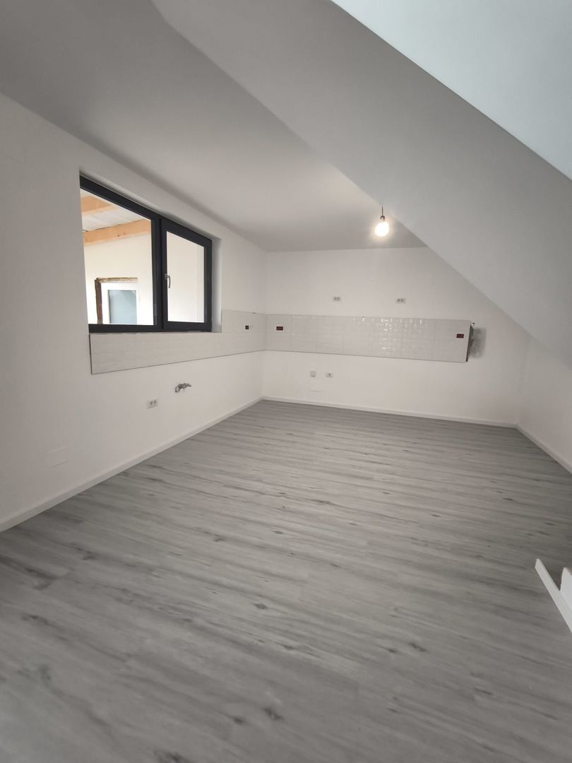 CASA NOUA SUPERBA IN NOJORID BIHOR 4 CAMERE - Poză 17