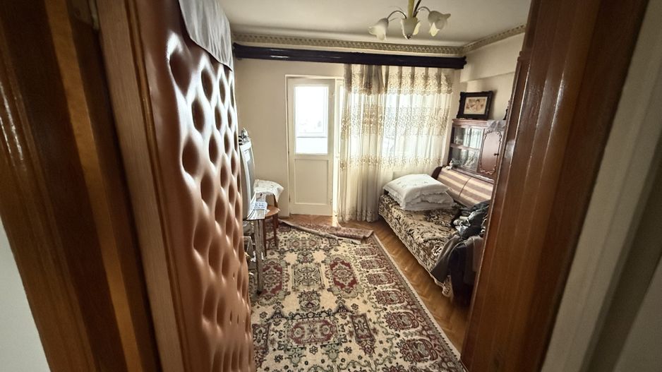 Ap 4 camere 90 mp+boxa+1 camera pe hol ultracentral b-dul Carol 1 - Poză 25