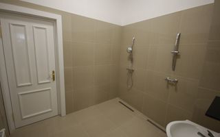 Imobil D+P+1E - 14 camere - Poză 14