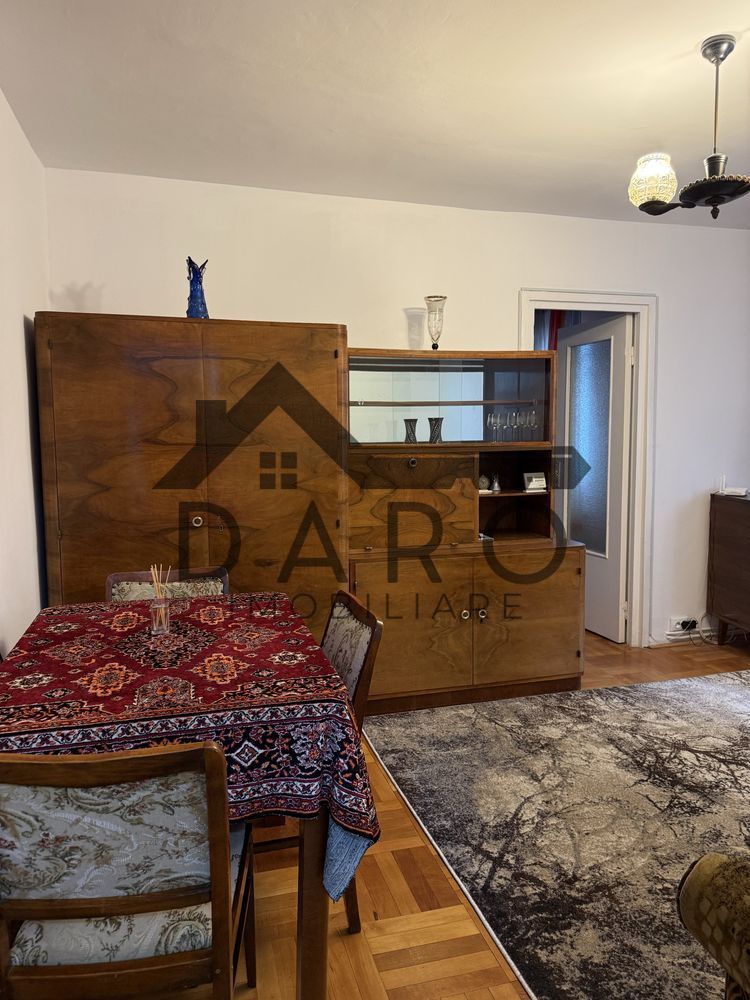 Apartament 3 camere pentru închiriat - Poză 2