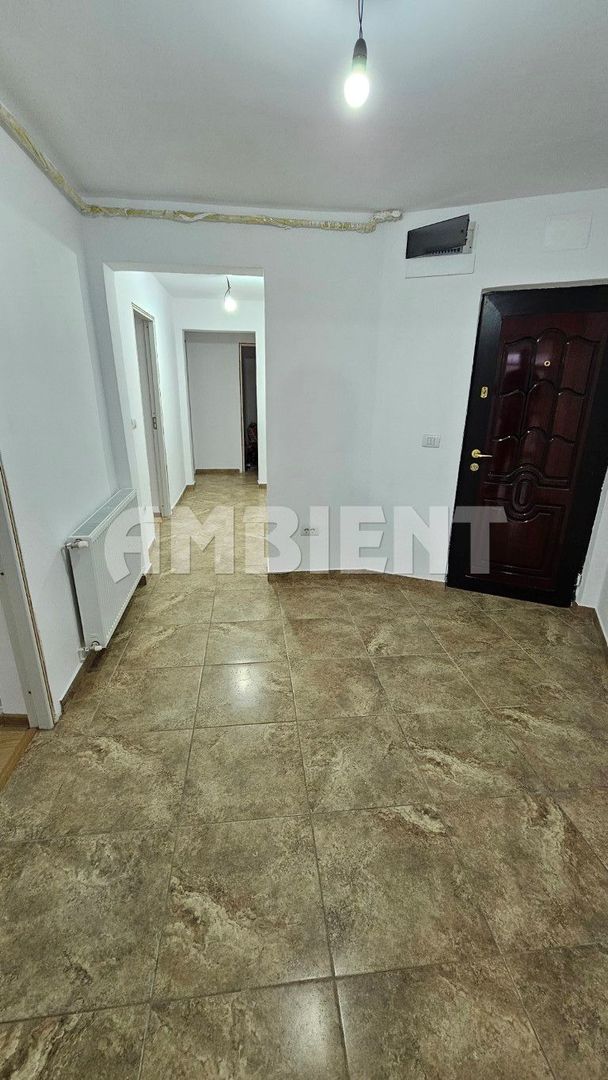 Apartament cu 3 camere, etaj 3, renovat 2023, zona CONFECȚII; - Poză 2