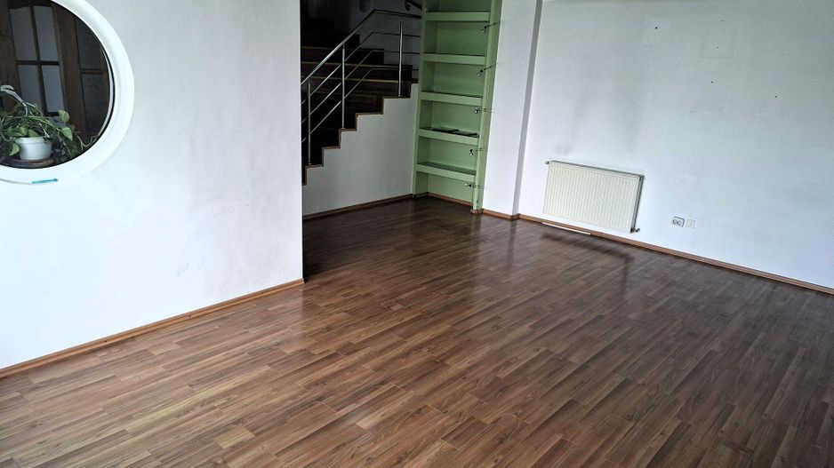 Vila cu 10 camere, destinatie rezidentiala / birouri - Poză 4