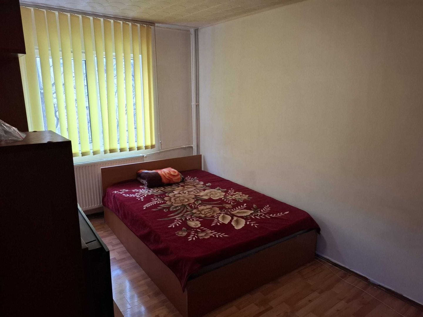 Garsoniera Crinul de Padure Parc Drumul Taberei - Poză 3