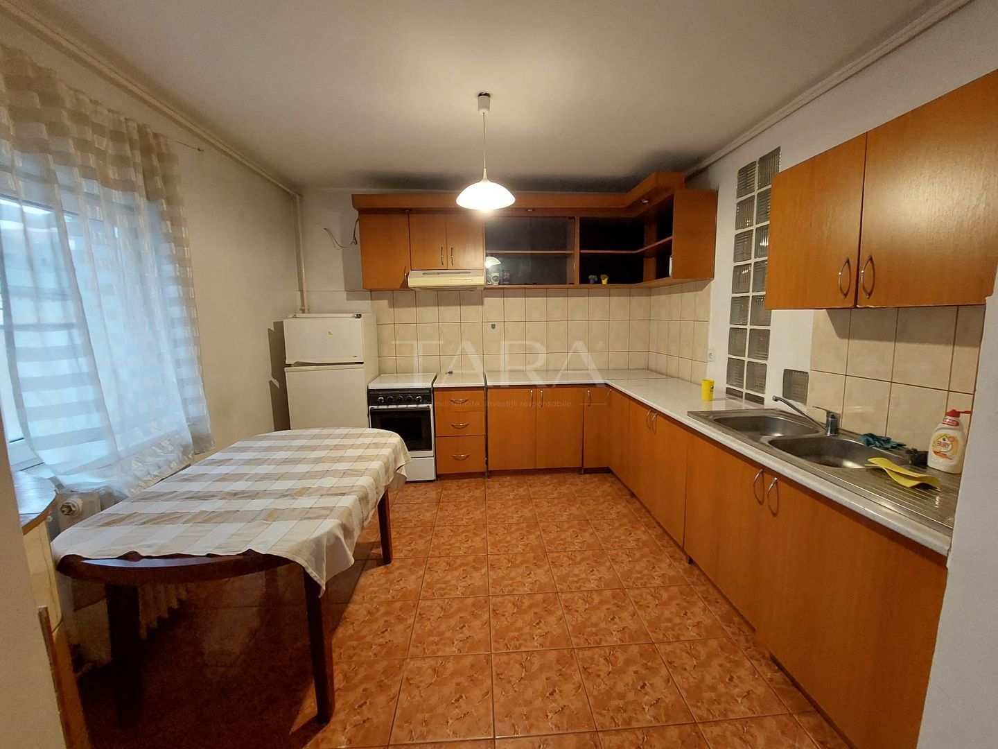 Apartament cu 3 camere 62 mp, oportunitate în zonă excelentă. - Poză 1