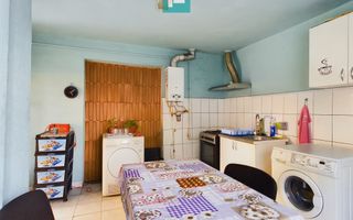 Casă cu 4 camere de vânzare în Sega - Poză 11