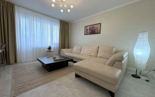 Chirie apartament, 3 camere, str. București, Centru - Poză 1