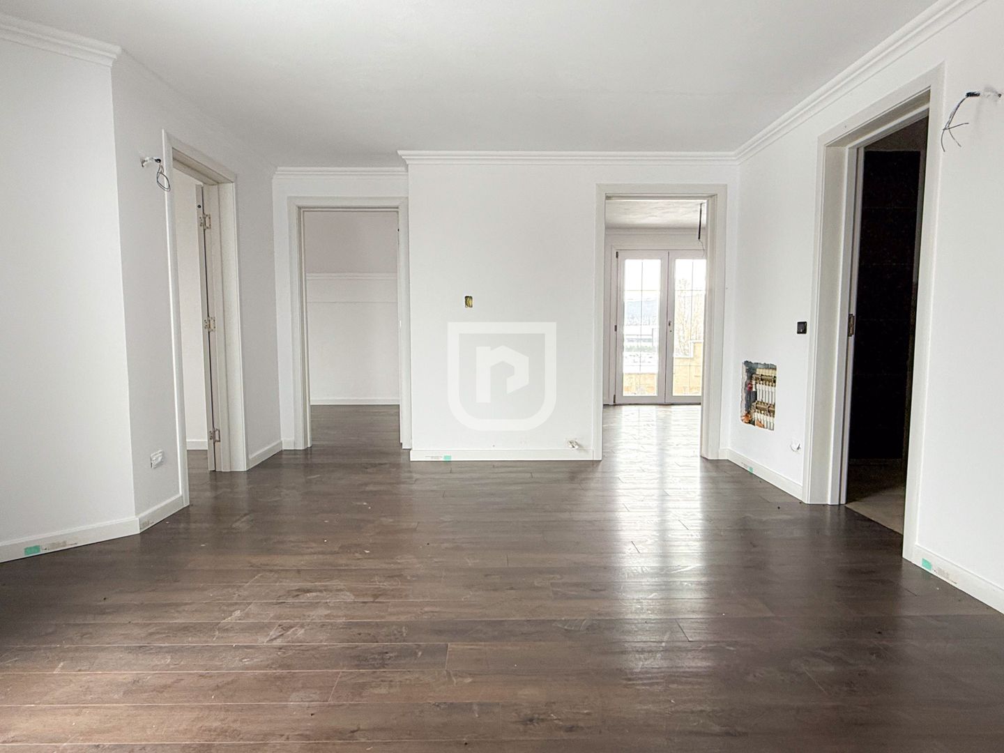 Casă S+P+E, 320 mp utili, teren 2.650 mp – zona Aurel Vlaicu, Suceava - Poză 2