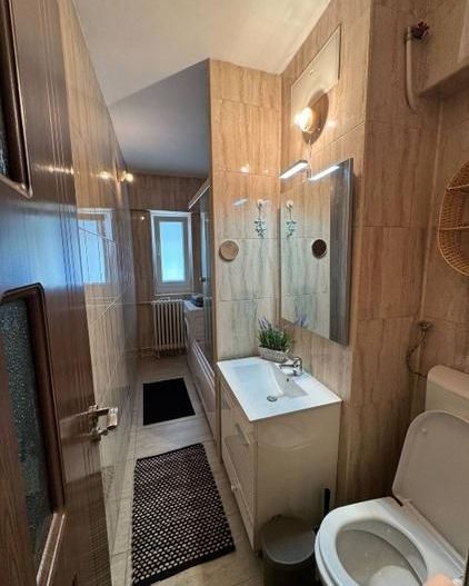 De Inchiriat Apartament 2 camere renovat, zona Unirii - Poză 3