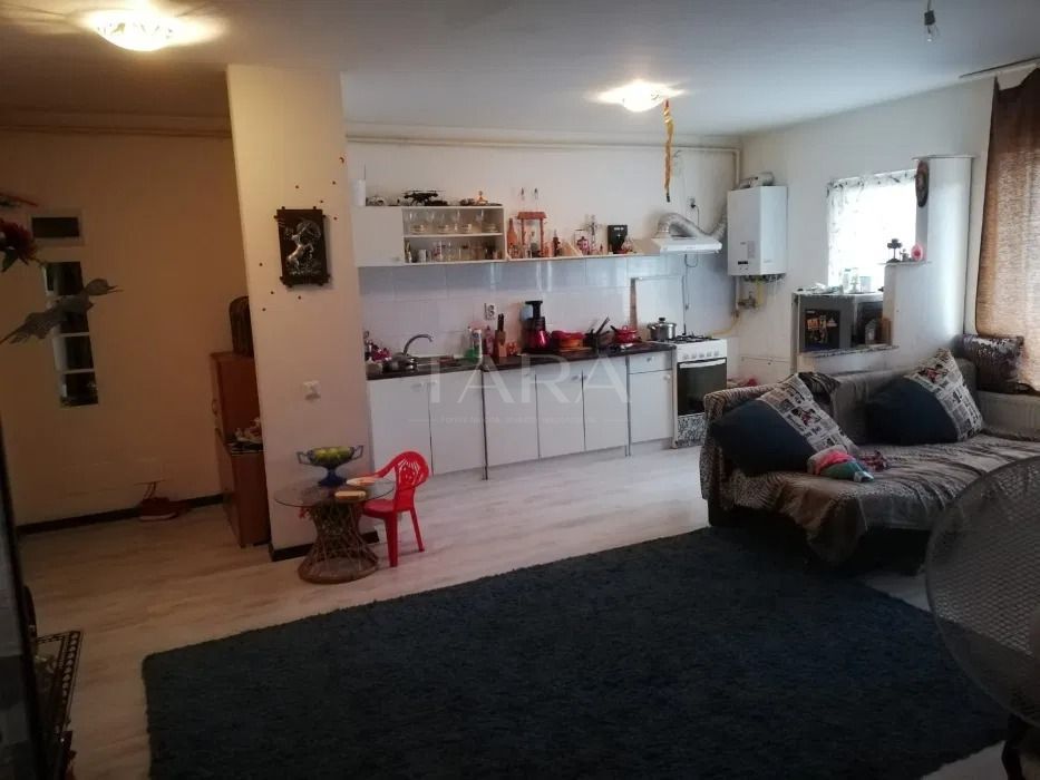 Apartament cu 2 camere de vanzare in Floresti, zona Terra. - Poză 3