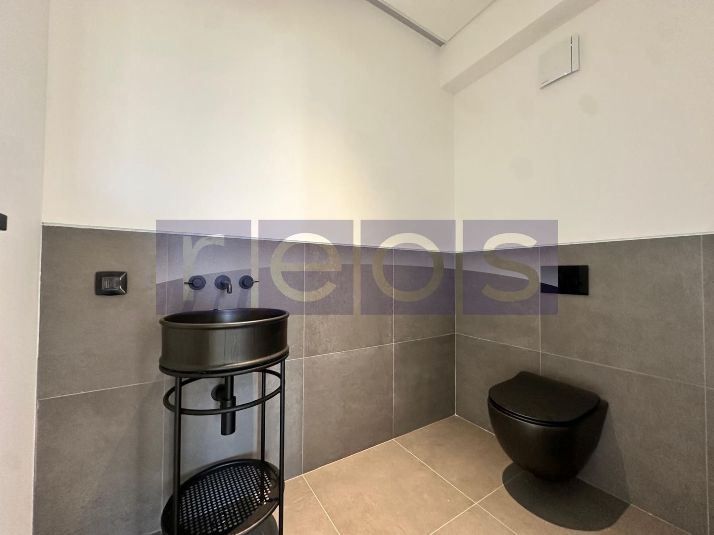 DE VANZARE PENTHOUSE 200MP | 4 CAMERE | DESIGN DEOSEBIT | FINISAJE LUX - Poză 22