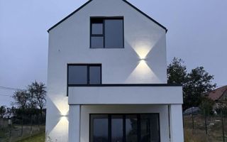 Casa individuala, 160 mp+ 873 mp teren, parcare, zona Feleacu - Poză 2