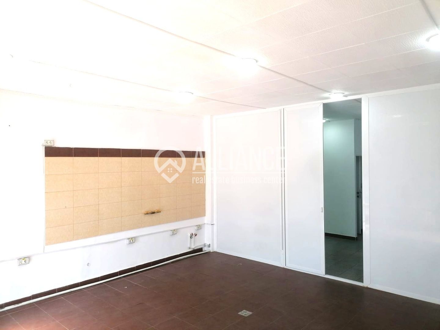 GARA (COD10) - Spatiu comercial de inchiriat - Poză 9