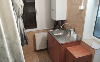 3 decomandate - etaj 3 - centrala proprie - mobilat - utilat - 1Mai - Poză 3