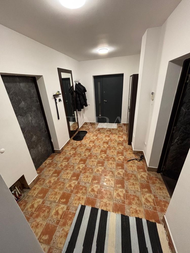 Casa individuala cu teren generos, zona Europa - Poză 2