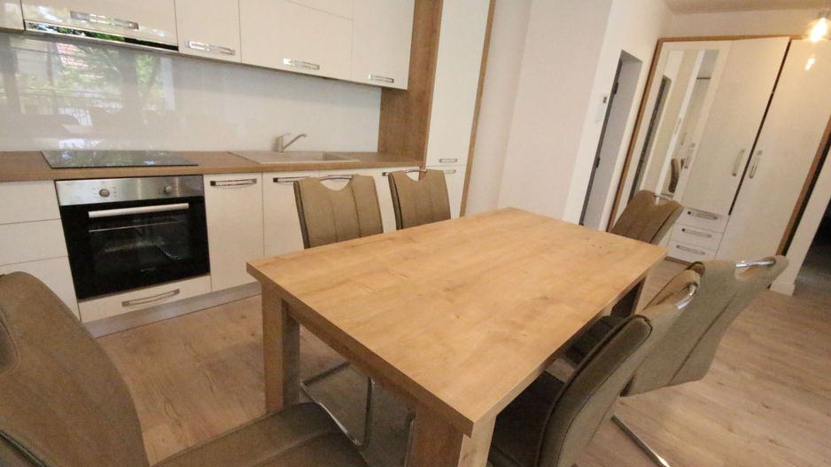 Apartament lux cu 3 camere de vanzare în zona Elisabetin - Poză 1